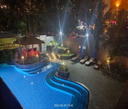 Kolam Renang Apartment Ascott